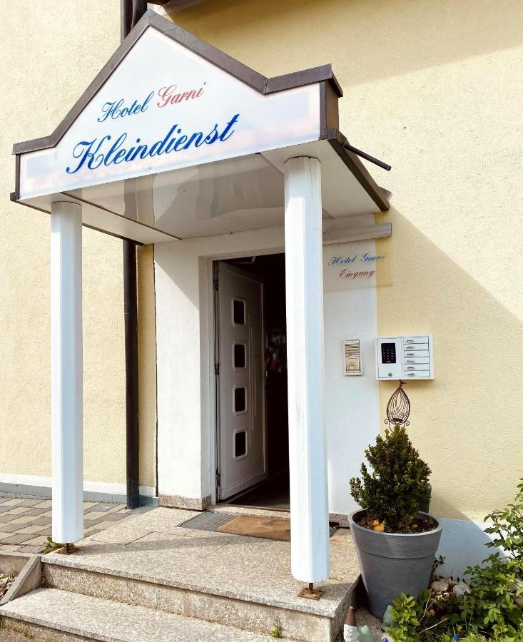 Hotel Garni Kleindienst Ursensollen ภายนอก รูปภาพ